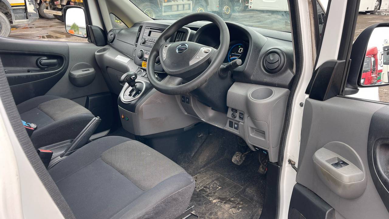 Nissan E-Nv200 80KW ACENTA 40KWH - Mali kombi, Električno dostavno vozilo: slika Nissan E-Nv200 80KW ACENTA 40KWH - Mali kombi, Električno dostavno vozilo Nissan E-Nv200 80KW ACENTA 40KWH - Mali kombi, Električno dostavno vozilo: slika Nissan E-Nv200 80KW ACENTA 40KWH - Mali kombi, Električno dostavno vozilo