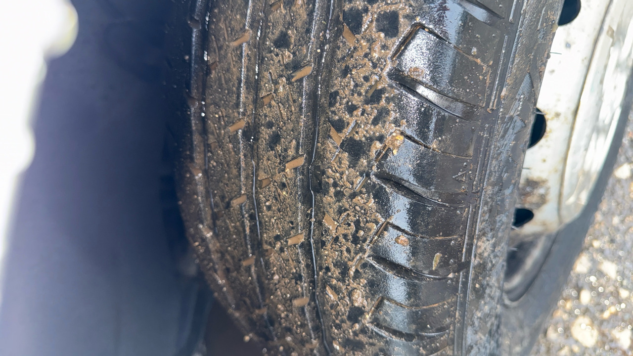 Mali kamion kiper PEUGEOT BOXER 355 2.2 BlueHDi  165ps: slika Mali kamion kiper PEUGEOT BOXER 355 2.2 BlueHDi  165ps