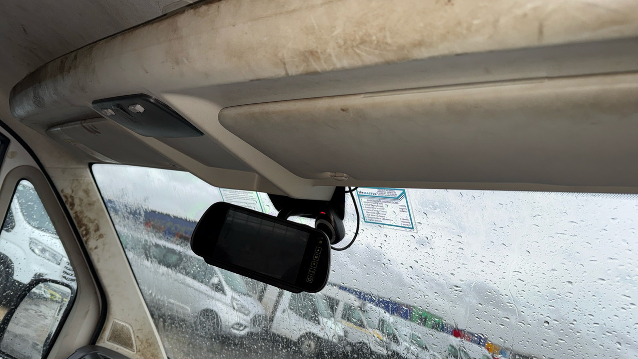 Mali kamion kiper PEUGEOT BOXER 355 2.2 BlueHDi  165ps: slika Mali kamion kiper PEUGEOT BOXER 355 2.2 BlueHDi  165ps