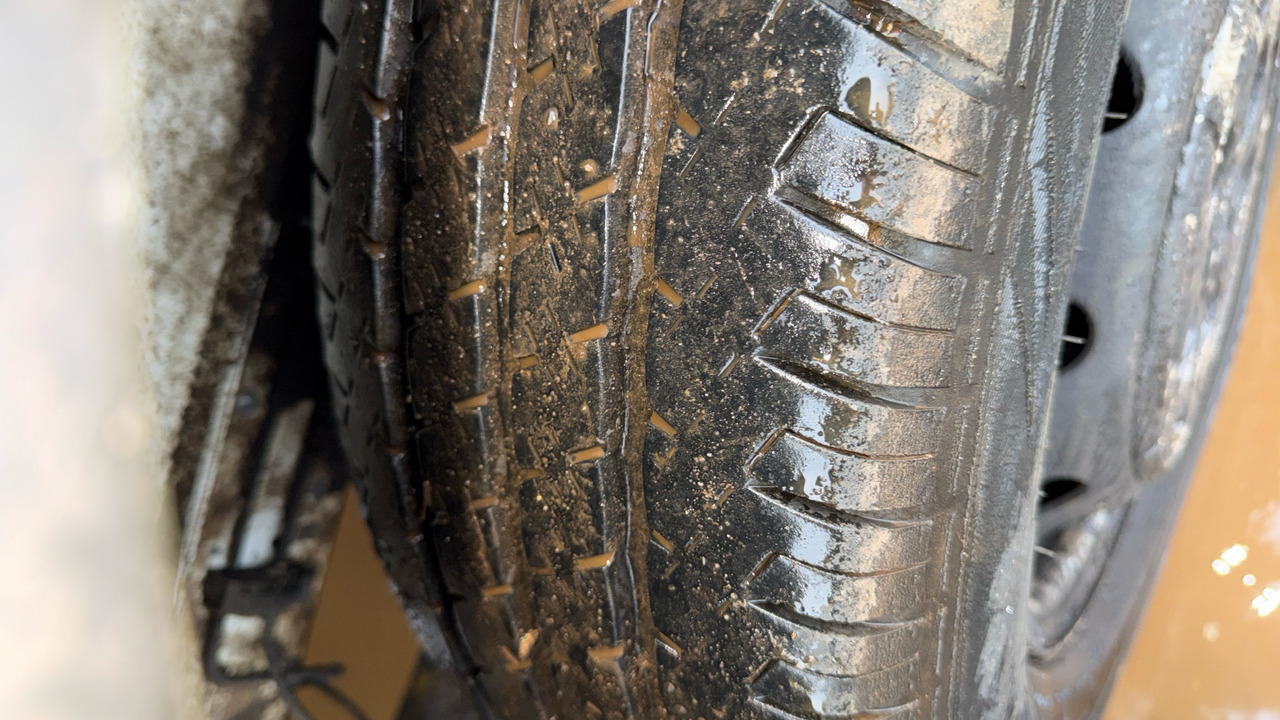 Mali kamion kiper PEUGEOT BOXER 355 2.2 BlueHDi  165ps: slika Mali kamion kiper PEUGEOT BOXER 355 2.2 BlueHDi  165ps