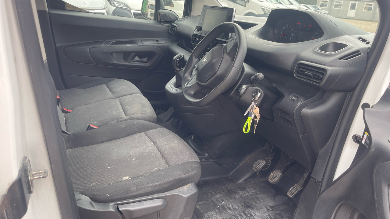 PEUGEOT PARTNER PROFESSIONAL 1.5 BLUE HDI - Mali kombi: slika PEUGEOT PARTNER PROFESSIONAL 1.5 BLUE HDI - Mali kombi PEUGEOT PARTNER PROFESSIONAL 1.5 BLUE HDI - Mali kombi: slika PEUGEOT PARTNER PROFESSIONAL 1.5 BLUE HDI - Mali kombi