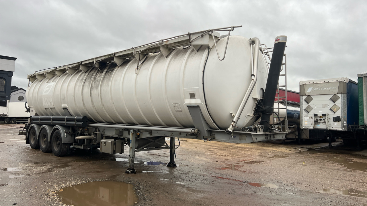 FELDBINDER TANKER POWDER - Prikolica: slika FELDBINDER TANKER POWDER - Prikolica FELDBINDER TANKER POWDER - Prikolica: slika FELDBINDER TANKER POWDER - Prikolica