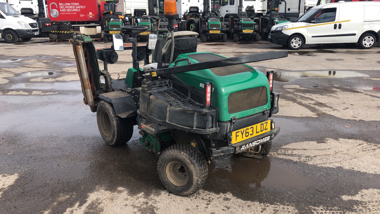 RANSOMES HIGHWAY 3 SPORT 200 LITE - Vrtna kosilica: slika RANSOMES HIGHWAY 3 SPORT 200 LITE - Vrtna kosilica RANSOMES HIGHWAY 3 SPORT 200 LITE - Vrtna kosilica: slika RANSOMES HIGHWAY 3 SPORT 200 LITE - Vrtna kosilica