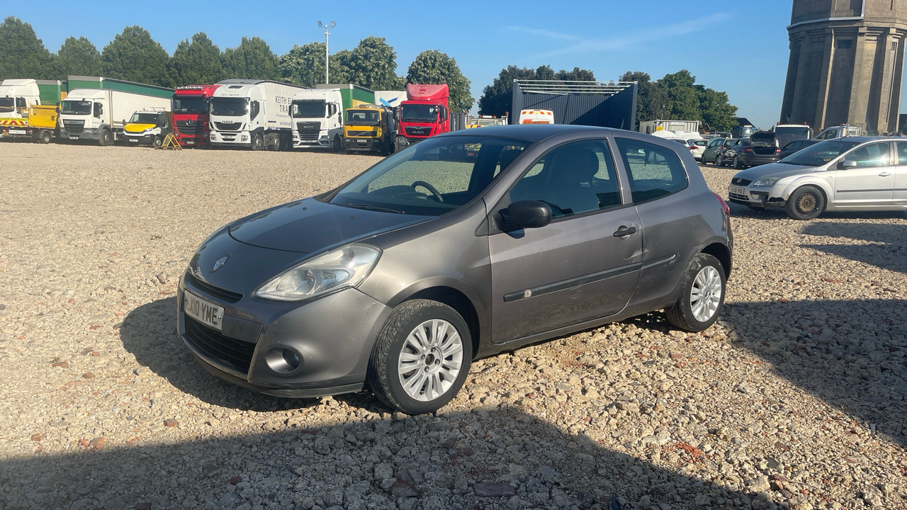 RENAULT CLIO 1.2 16V - Hatchback: slika RENAULT CLIO 1.2 16V - Hatchback RENAULT CLIO 1.2 16V - Hatchback: slika RENAULT CLIO 1.2 16V - Hatchback