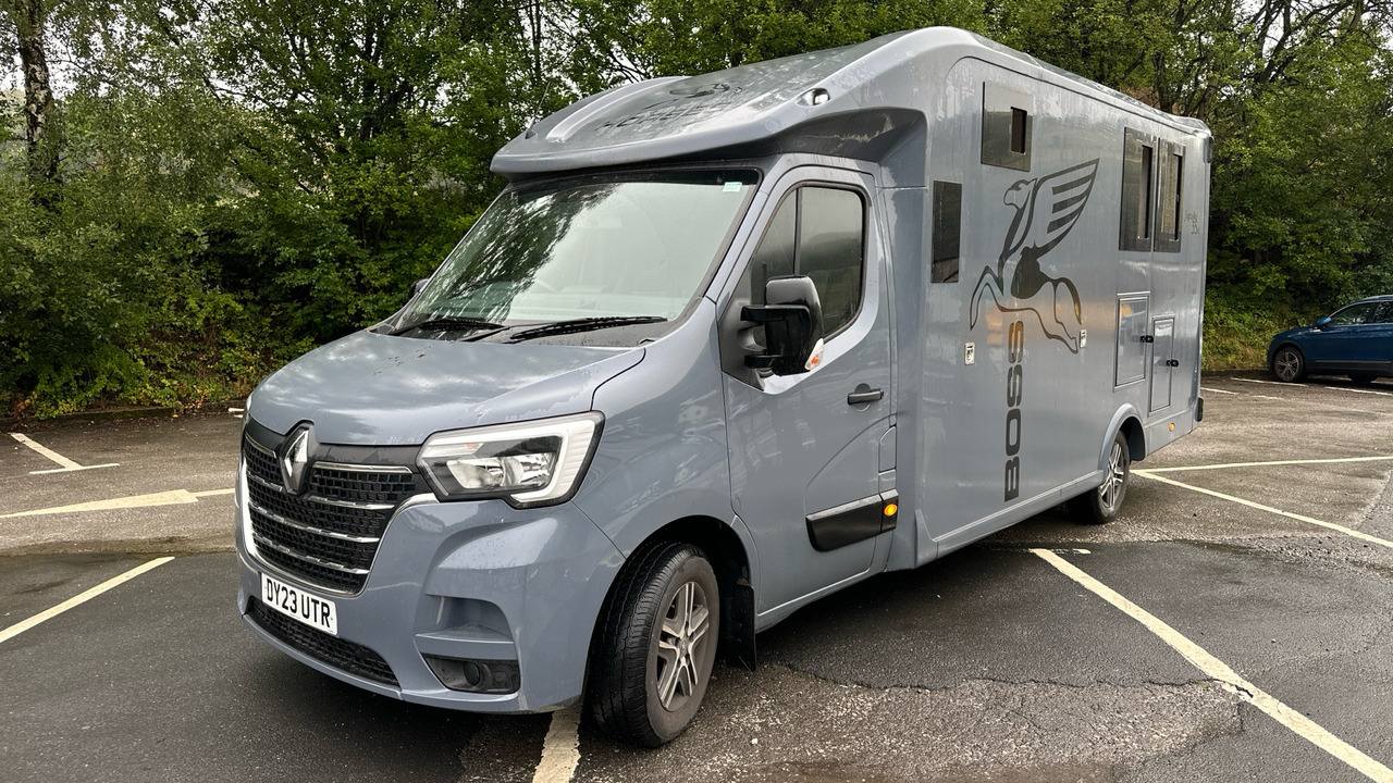 RENAULT MASTER 35 ENERGY 2.3 DCI 150PS - Kamion za prijevoz konja: slika RENAULT MASTER 35 ENERGY 2.3 DCI 150PS - Kamion za prijevoz konja RENAULT MASTER 35 ENERGY 2.3 DCI 150PS - Kamion za prijevoz konja: slika RENAULT MASTER 35 ENERGY 2.3 DCI 150PS - Kamion za prijevoz konja