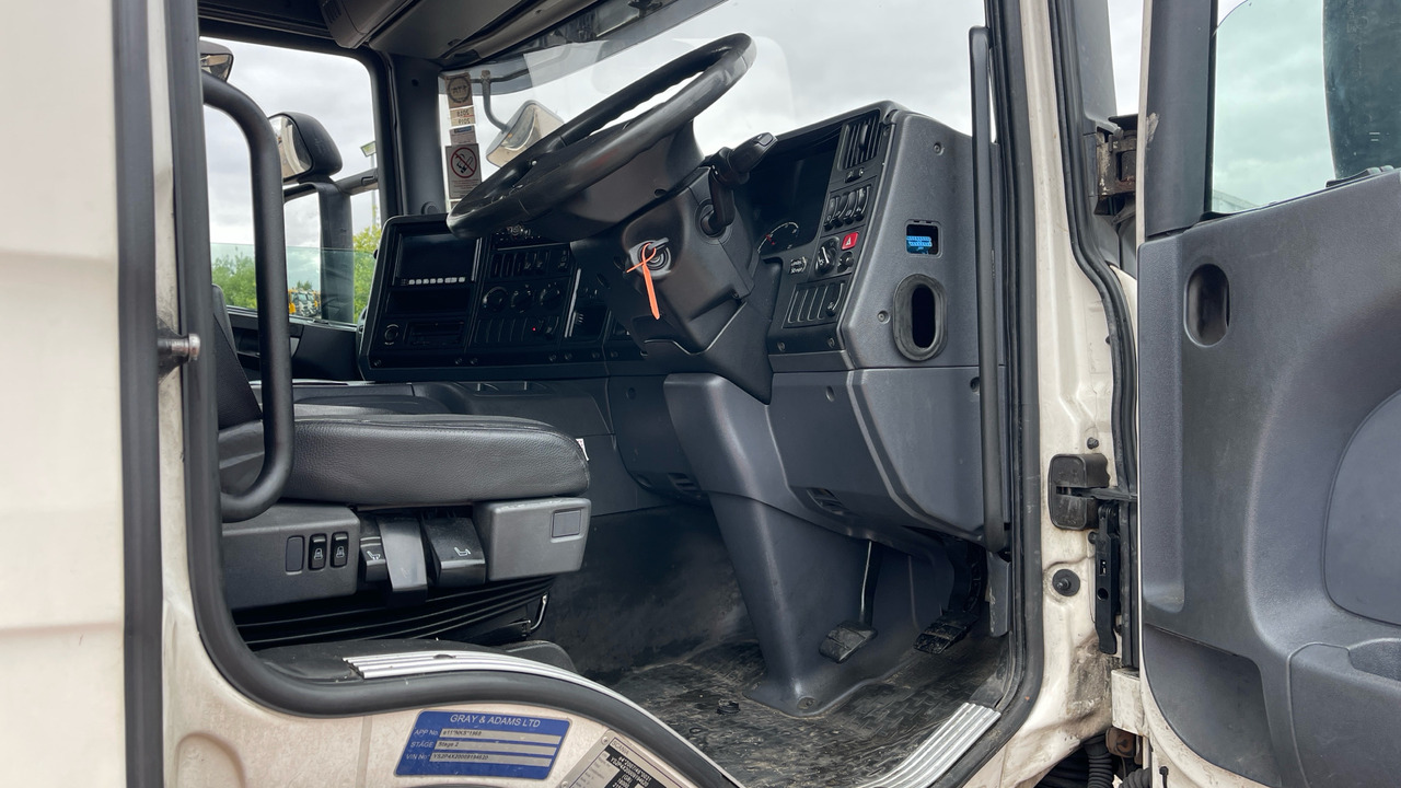SCANIA P 250 - Kamion hladnjača: slika SCANIA P 250 - Kamion hladnjača SCANIA P 250 - Kamion hladnjača: slika SCANIA P 250 - Kamion hladnjača