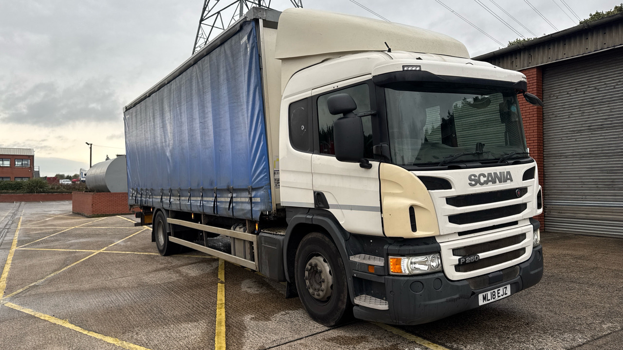 SCANIA P 250 - Kamion s ceradom: slika SCANIA P 250 - Kamion s ceradom SCANIA P 250 - Kamion s ceradom: slika SCANIA P 250 - Kamion s ceradom