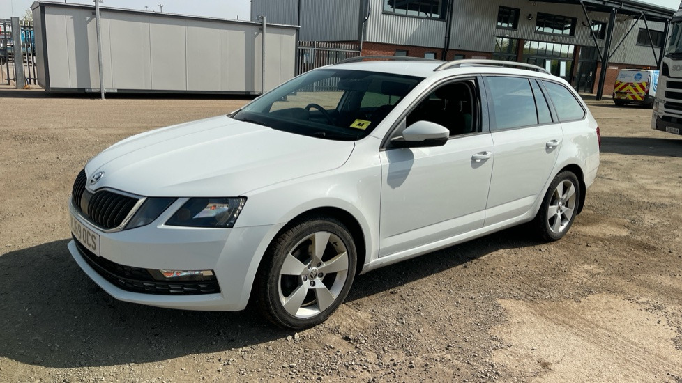 SKODA OCTAVIA SE 1.5 TSI - Automobil: slika SKODA OCTAVIA SE 1.5 TSI - Automobil SKODA OCTAVIA SE 1.5 TSI - Automobil: slika SKODA OCTAVIA SE 1.5 TSI - Automobil
