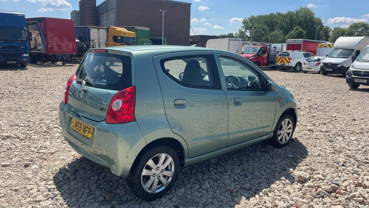SUZUKI ALTO 1.0 SZ4 - Hatchback: slika SUZUKI ALTO 1.0 SZ4 - Hatchback SUZUKI ALTO 1.0 SZ4 - Hatchback: slika SUZUKI ALTO 1.0 SZ4 - Hatchback