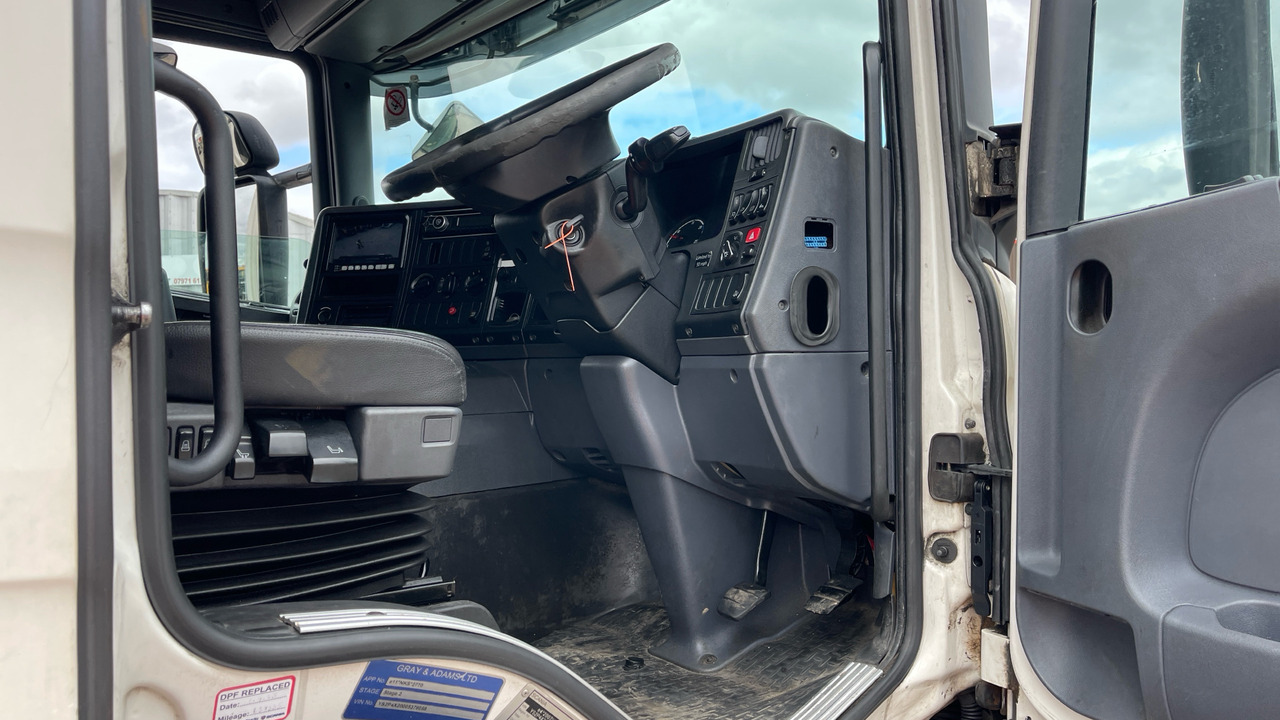 Scania P 250 - Kamion hladnjača: slika Scania P 250 - Kamion hladnjača Scania P 250 - Kamion hladnjača: slika Scania P 250 - Kamion hladnjača