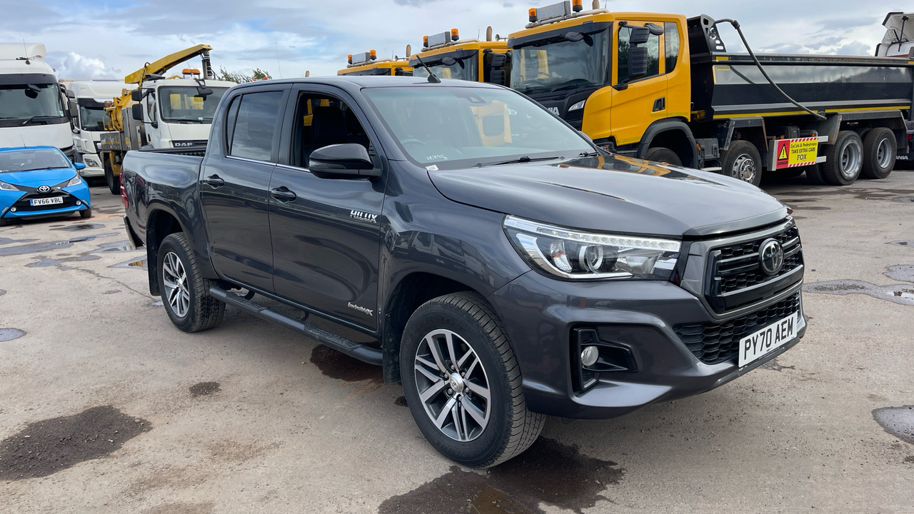 TOYOTA HILUX INVINCIBLE X 2.4 D-4D - Pick-up, Dostavno vozilo s dvostrukom kabinom: slika TOYOTA HILUX INVINCIBLE X 2.4 D-4D - Pick-up, Dostavno vozilo s dvostrukom kabinom TOYOTA HILUX INVINCIBLE X 2.4 D-4D - Pick-up, Dostavno vozilo s dvostrukom kabinom: slika TOYOTA HILUX INVINCIBLE X 2.4 D-4D - Pick-up, Dostavno vozilo s dvostrukom kabinom