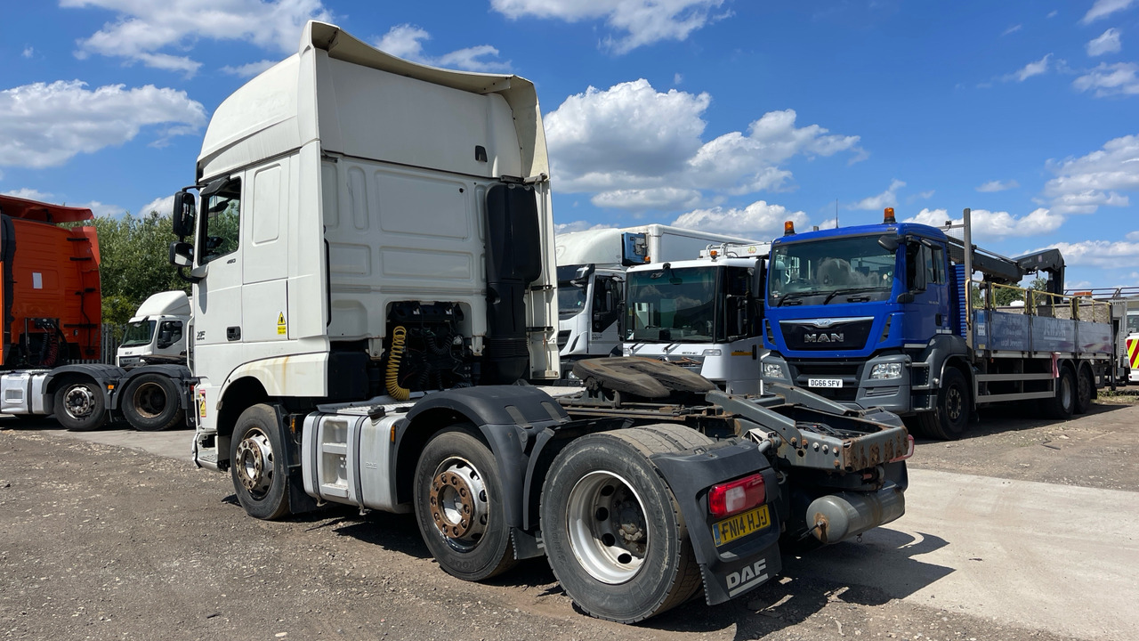 DAF XF 460 - Tegljač: slika DAF XF 460 - Tegljač DAF XF 460 - Tegljač: slika DAF XF 460 - Tegljač