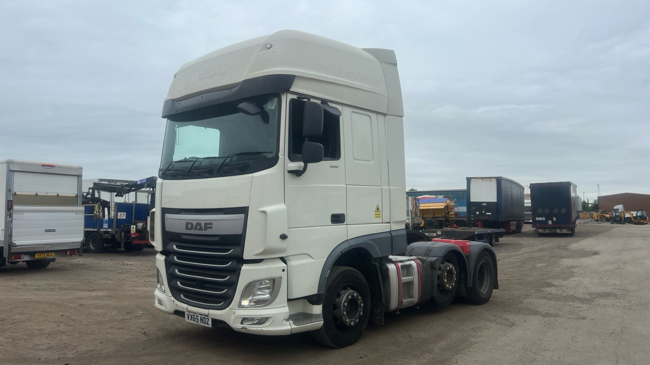 DAF XF 460 - Tegljač: slika DAF XF 460 - Tegljač DAF XF 460 - Tegljač: slika DAF XF 460 - Tegljač