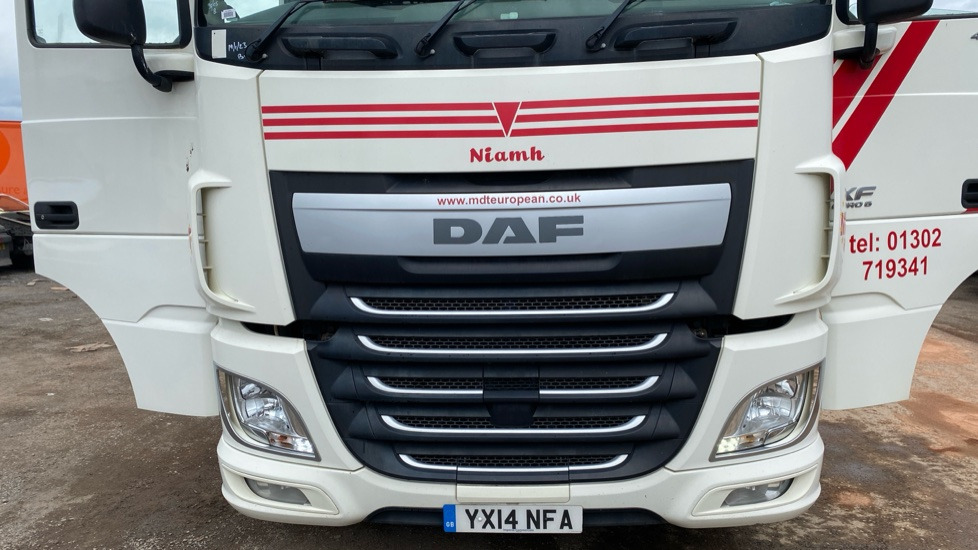DAF XF 460 - Tegljač: slika DAF XF 460 - Tegljač DAF XF 460 - Tegljač: slika DAF XF 460 - Tegljač