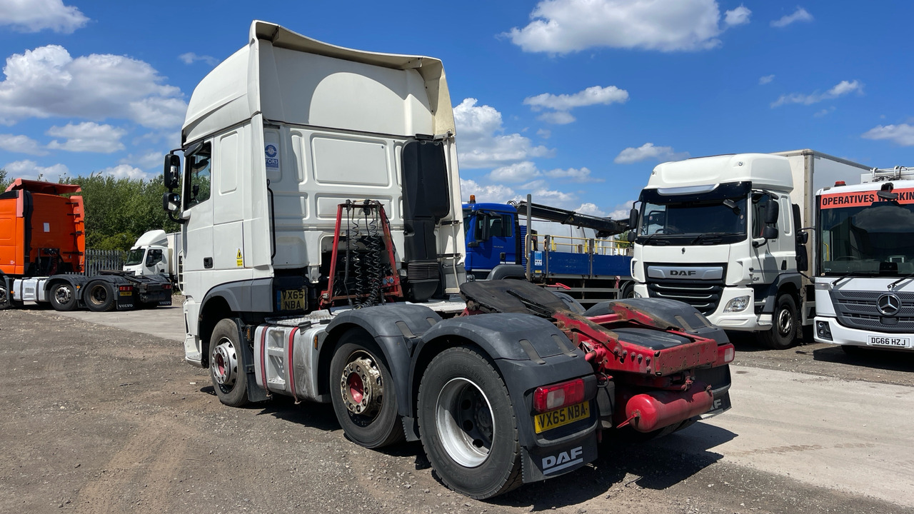 DAF XF 460 - Tegljač: slika DAF XF 460 - Tegljač DAF XF 460 - Tegljač: slika DAF XF 460 - Tegljač