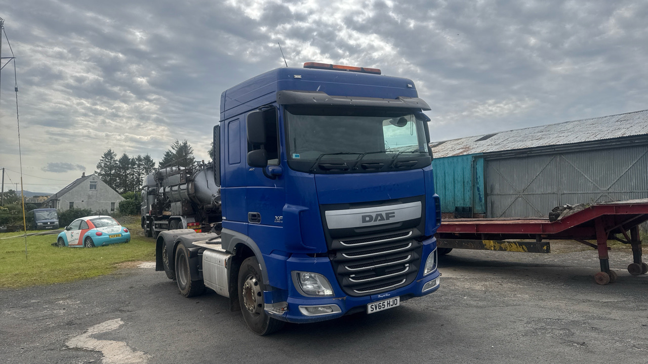 DAF XF 460 - Tegljač: slika DAF XF 460 - Tegljač DAF XF 460 - Tegljač: slika DAF XF 460 - Tegljač