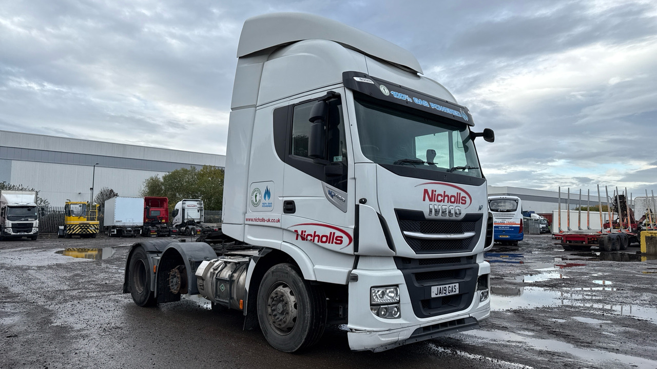 IVECO STRALIS NP 460 - Tegljač: slika IVECO STRALIS NP 460 - Tegljač IVECO STRALIS NP 460 - Tegljač: slika IVECO STRALIS NP 460 - Tegljač