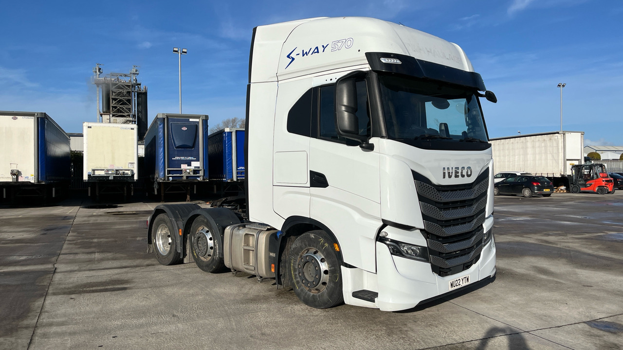 Iveco S-Way 570 - Tegljač: slika Iveco S-Way 570 - Tegljač Iveco S-Way 570 - Tegljač: slika Iveco S-Way 570 - Tegljač