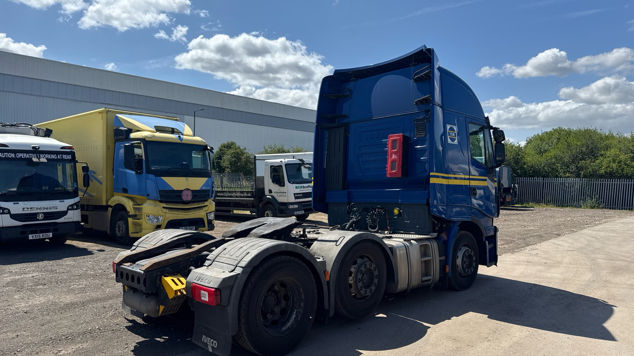 Iveco Stralis 460 - Tegljač: slika Iveco Stralis 460 - Tegljač Iveco Stralis 460 - Tegljač: slika Iveco Stralis 460 - Tegljač