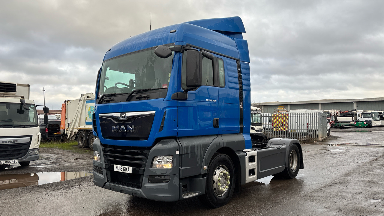 MAN TGX 18.420 - Tegljač: slika MAN TGX 18.420 - Tegljač MAN TGX 18.420 - Tegljač: slika MAN TGX 18.420 - Tegljač