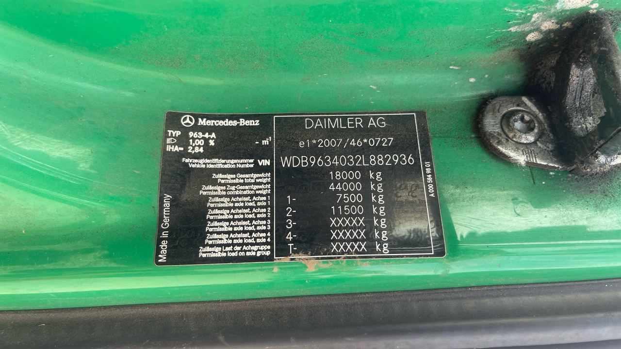 Tegljač MERCEDES-BENZ ACTROS 1840: slika Tegljač MERCEDES-BENZ ACTROS 1840