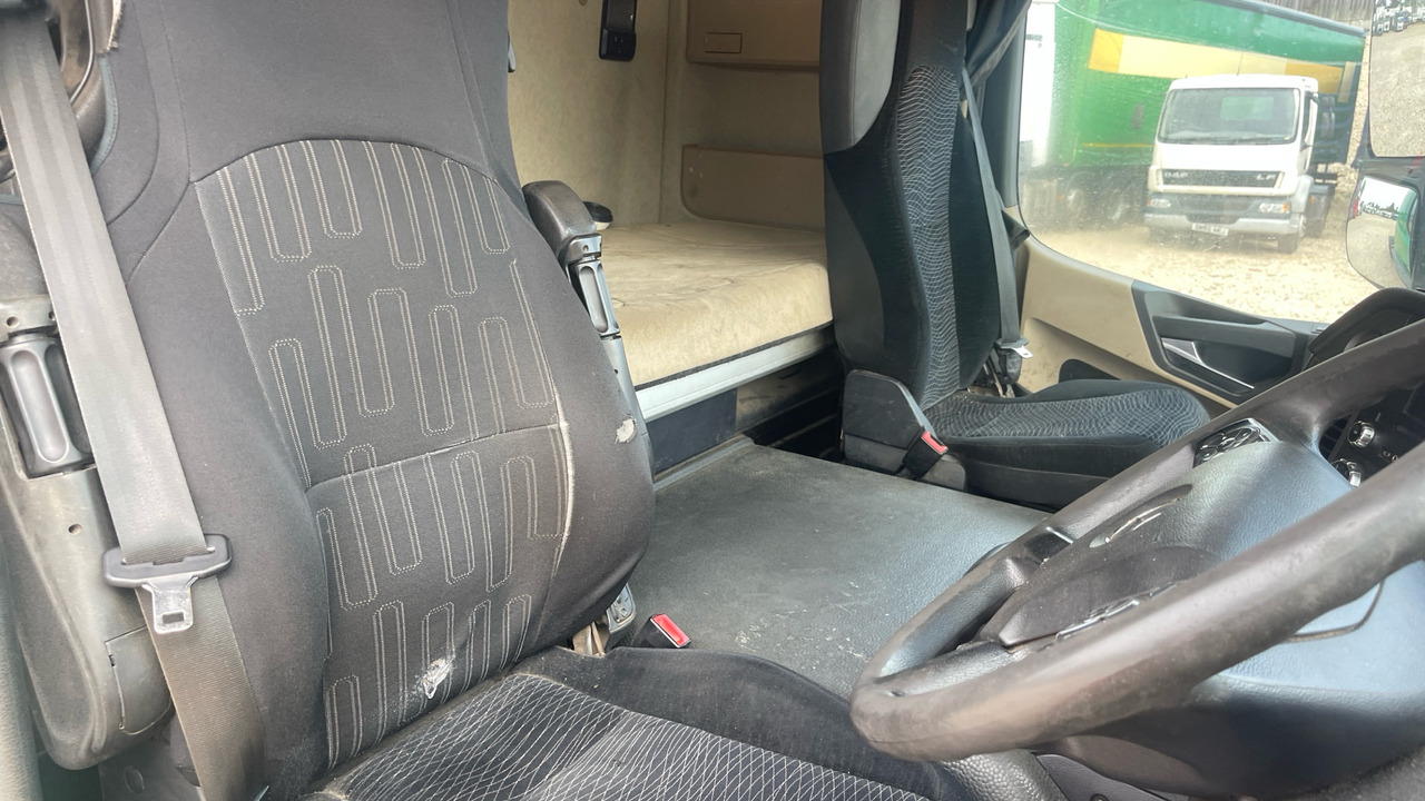 Tegljač MERCEDES-BENZ ACTROS 1840: slika Tegljač MERCEDES-BENZ ACTROS 1840
