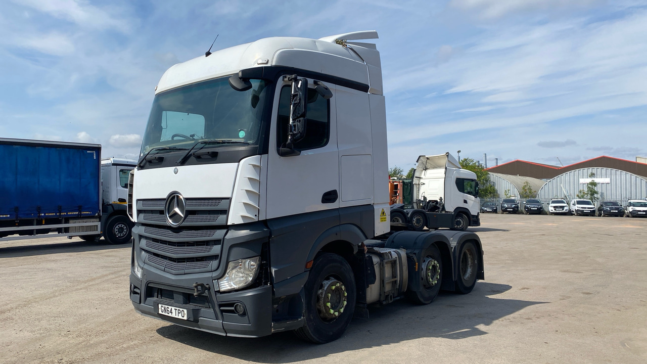Mercedes-Benz Actros - Tegljač: slika Mercedes-Benz Actros - Tegljač Mercedes-Benz Actros - Tegljač: slika Mercedes-Benz Actros - Tegljač