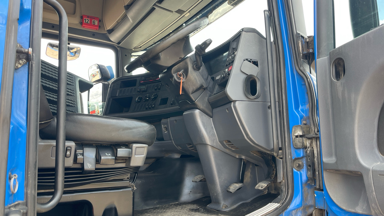 SCANIA R 400 - Tegljač: slika SCANIA R 400 - Tegljač SCANIA R 400 - Tegljač: slika SCANIA R 400 - Tegljač