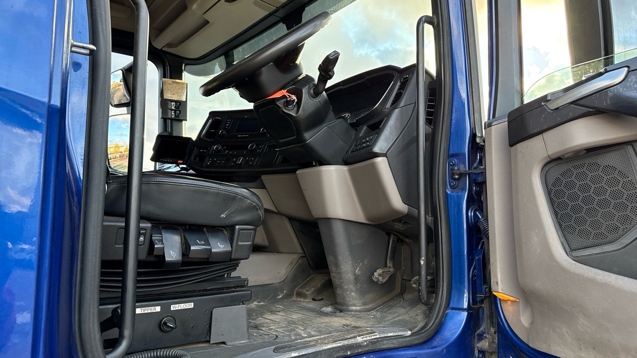 SCANIA R 450 - Tegljač: slika SCANIA R 450 - Tegljač SCANIA R 450 - Tegljač: slika SCANIA R 450 - Tegljač