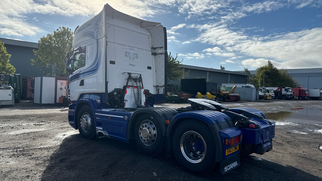 SCANIA R 560 - Tegljač: slika SCANIA R 560 - Tegljač SCANIA R 560 - Tegljač: slika SCANIA R 560 - Tegljač