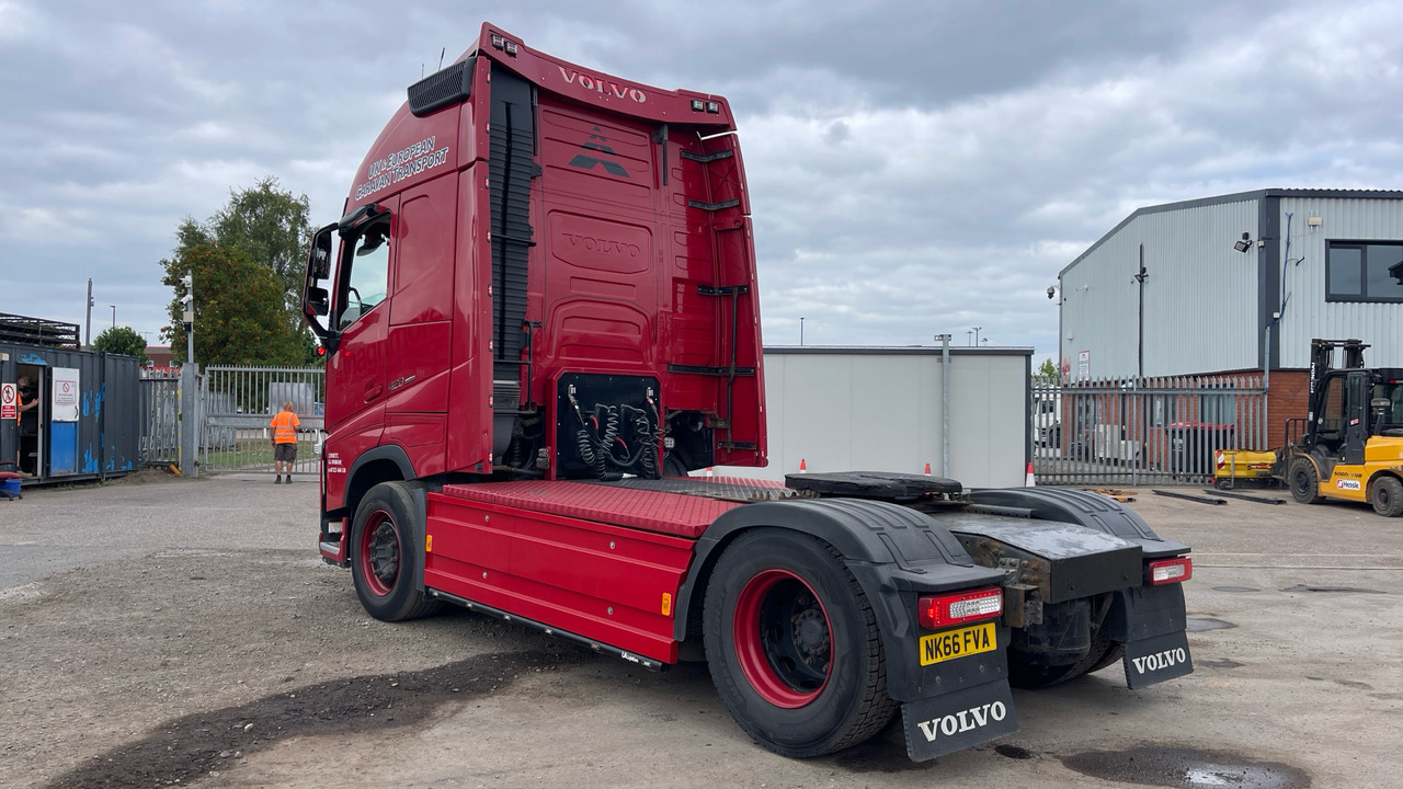 VOLVO FH 420 - Tegljač: slika VOLVO FH 420 - Tegljač VOLVO FH 420 - Tegljač: slika VOLVO FH 420 - Tegljač