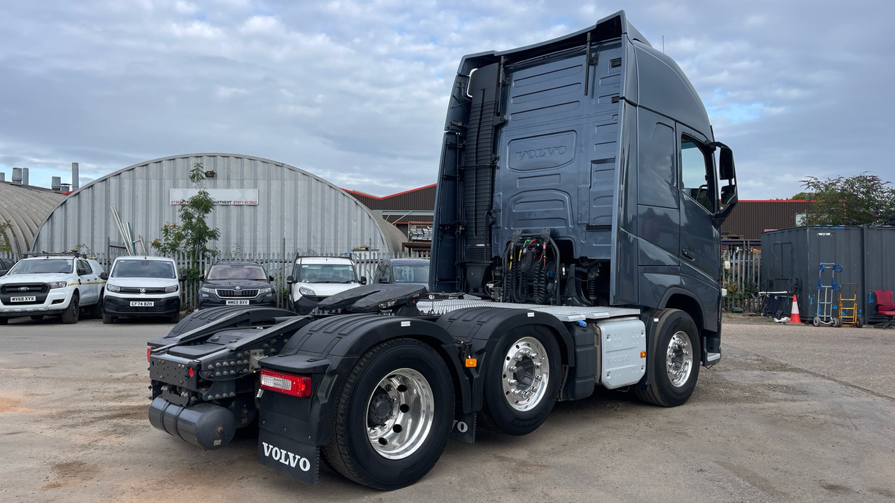 VOLVO FH 460 - Tegljač: slika VOLVO FH 460 - Tegljač VOLVO FH 460 - Tegljač: slika VOLVO FH 460 - Tegljač