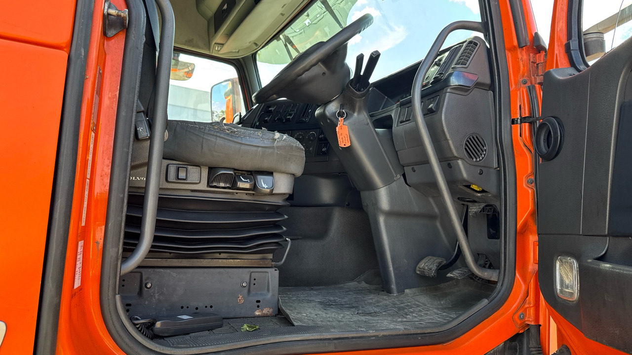VOLVO FH 460 - Tegljač: slika VOLVO FH 460 - Tegljač VOLVO FH 460 - Tegljač: slika VOLVO FH 460 - Tegljač