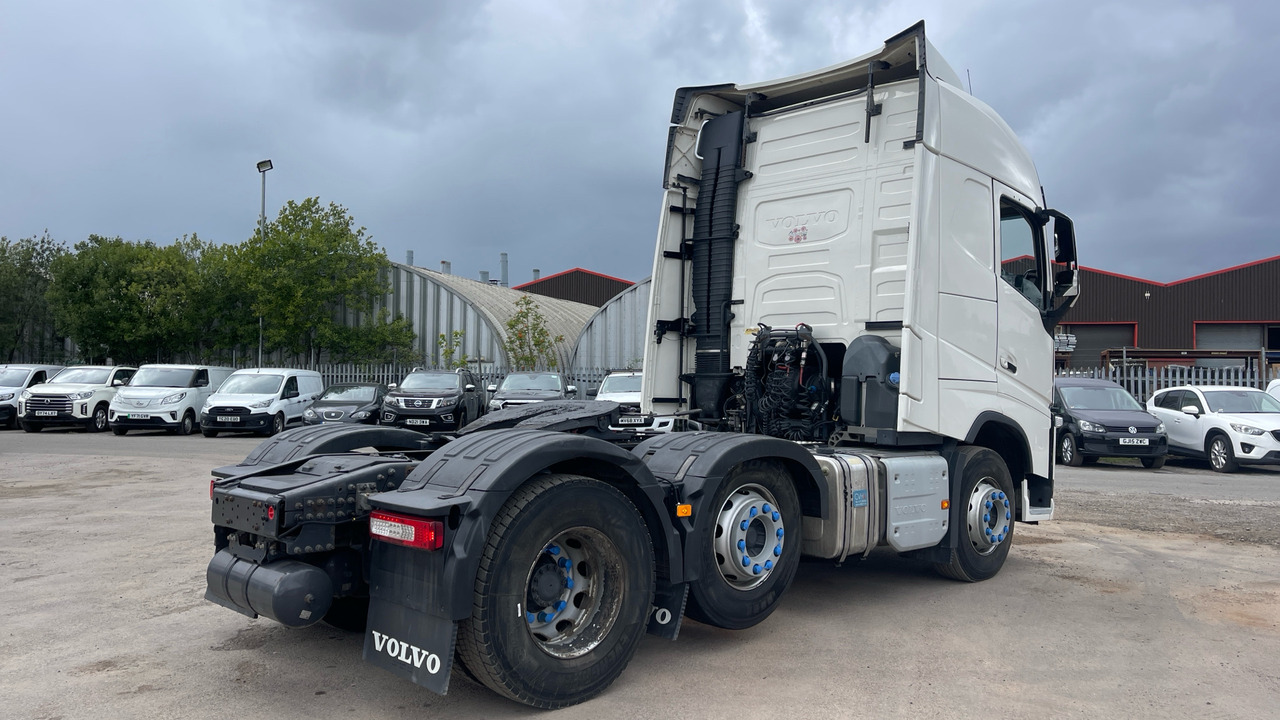 VOLVO FH 500 - Tegljač: slika VOLVO FH 500 - Tegljač VOLVO FH 500 - Tegljač: slika VOLVO FH 500 - Tegljač
