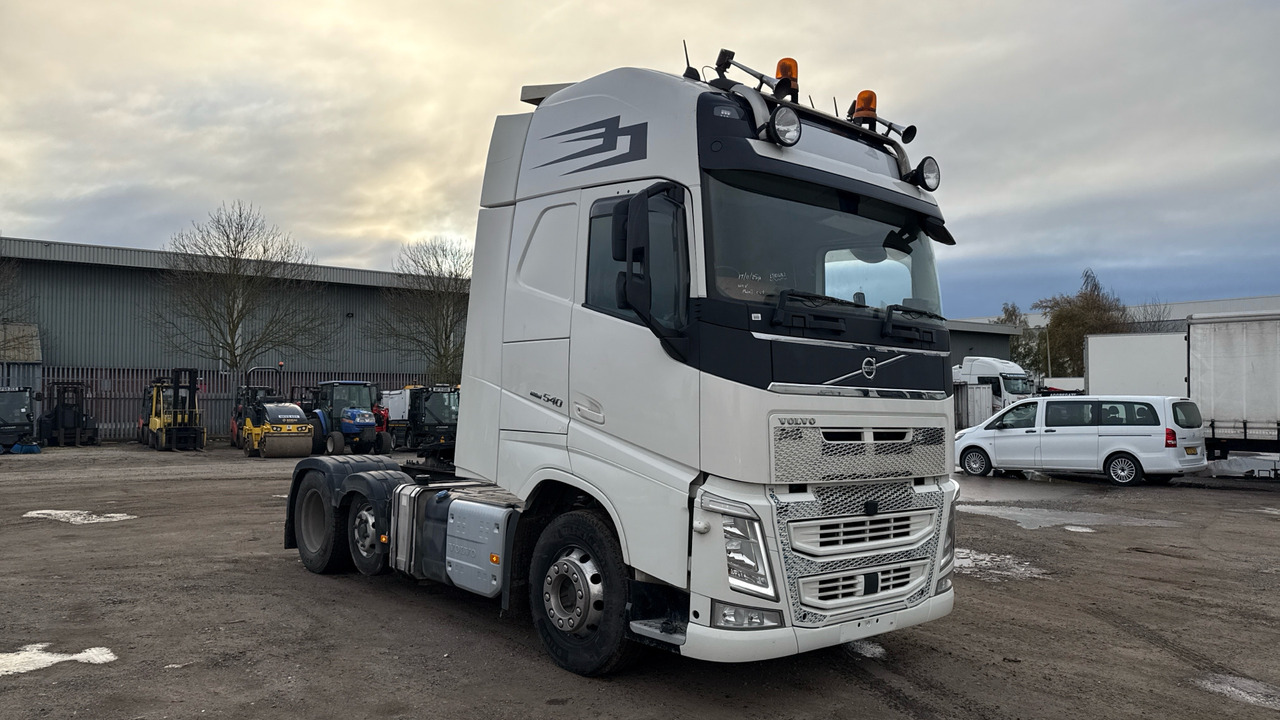Volvo FH 540 - Tegljač: slika Volvo FH 540 - Tegljač Volvo FH 540 - Tegljač: slika Volvo FH 540 - Tegljač
