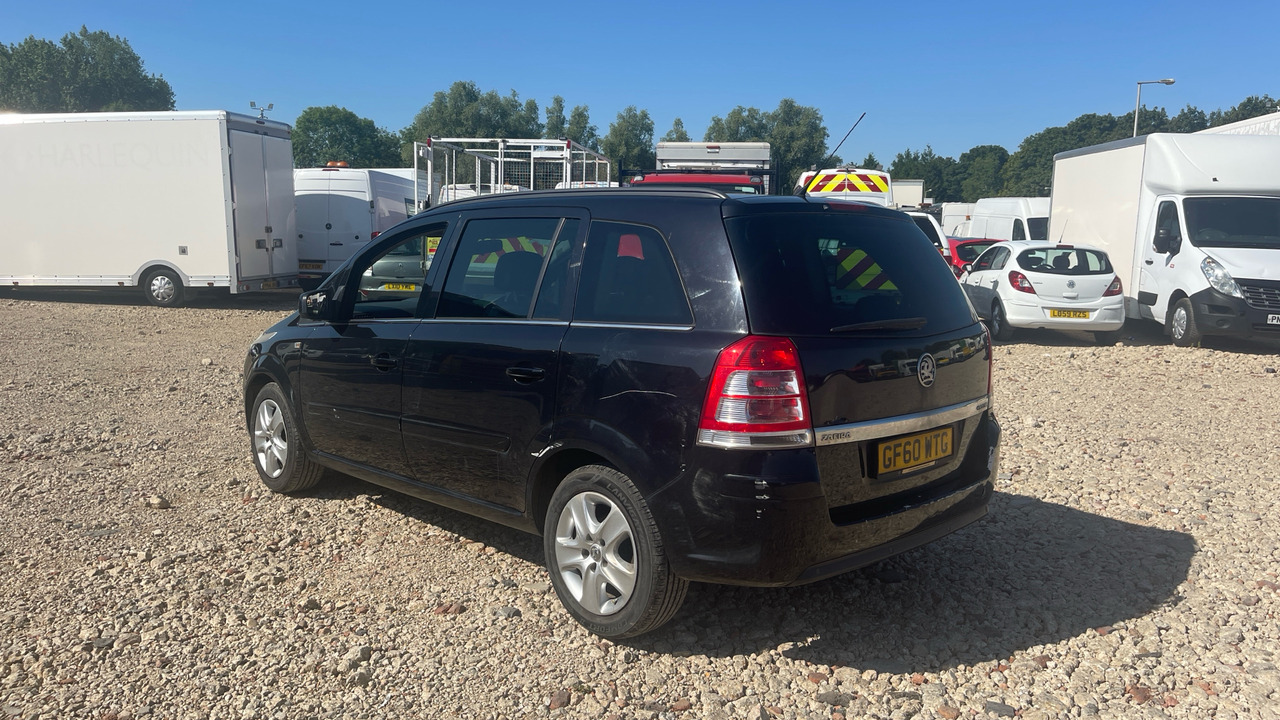 VAUXHALL ZAFIRA 1.7 CDTI - Automobil: slika VAUXHALL ZAFIRA 1.7 CDTI - Automobil VAUXHALL ZAFIRA 1.7 CDTI - Automobil: slika VAUXHALL ZAFIRA 1.7 CDTI - Automobil