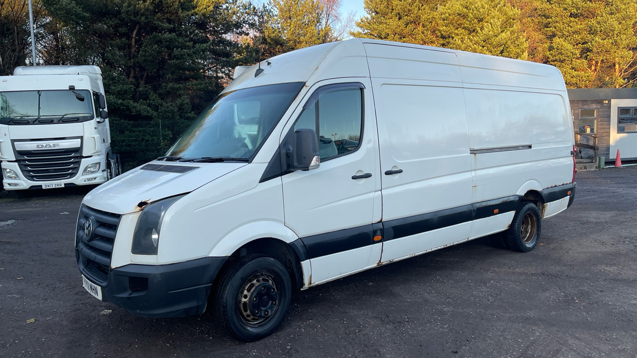 VOLKSWAGEN CRAFTER CR50 PLUS 2.5 TDI - Furgon: slika VOLKSWAGEN CRAFTER CR50 PLUS 2.5 TDI - Furgon VOLKSWAGEN CRAFTER CR50 PLUS 2.5 TDI - Furgon: slika VOLKSWAGEN CRAFTER CR50 PLUS 2.5 TDI - Furgon