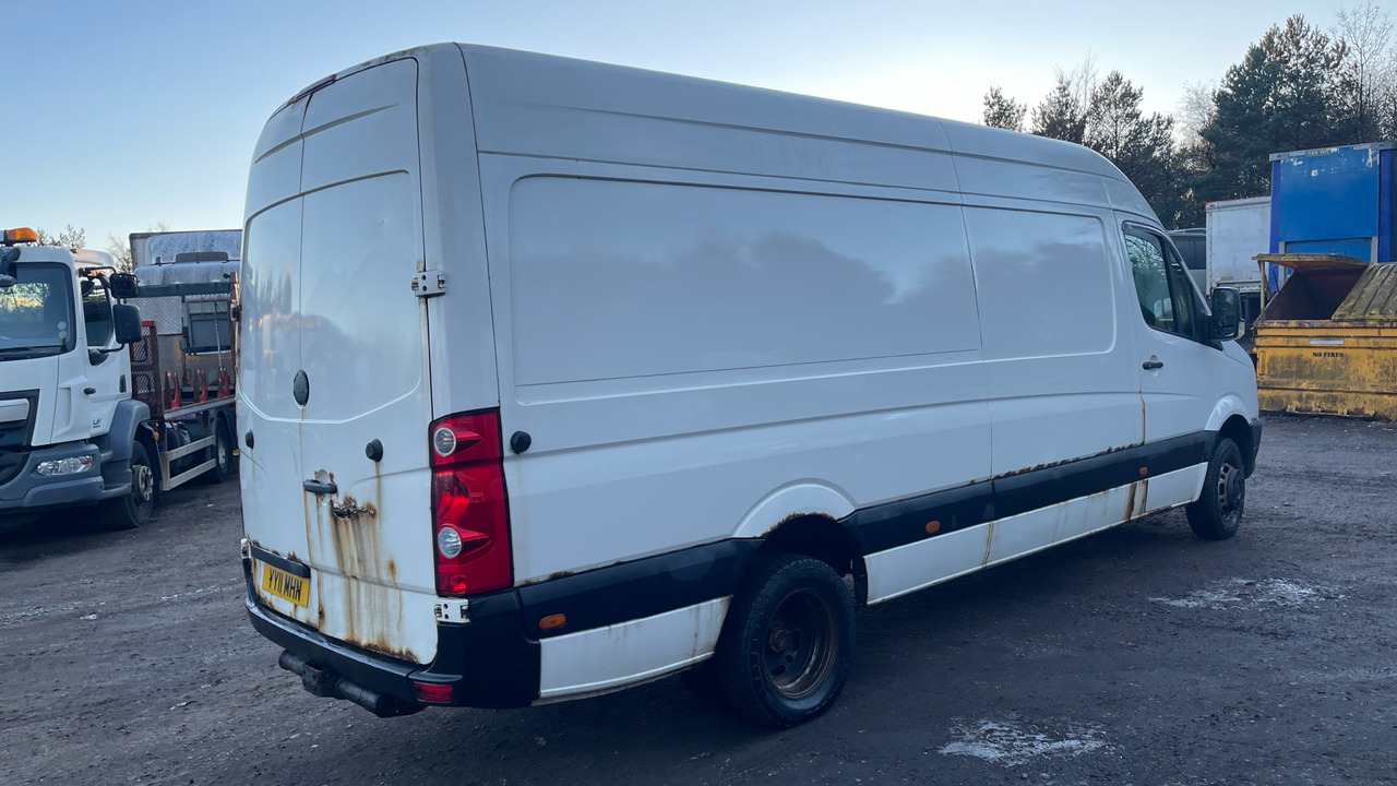 VOLKSWAGEN CRAFTER CR50 PLUS 2.5 TDI - Furgon: slika VOLKSWAGEN CRAFTER CR50 PLUS 2.5 TDI - Furgon VOLKSWAGEN CRAFTER CR50 PLUS 2.5 TDI - Furgon: slika VOLKSWAGEN CRAFTER CR50 PLUS 2.5 TDI - Furgon