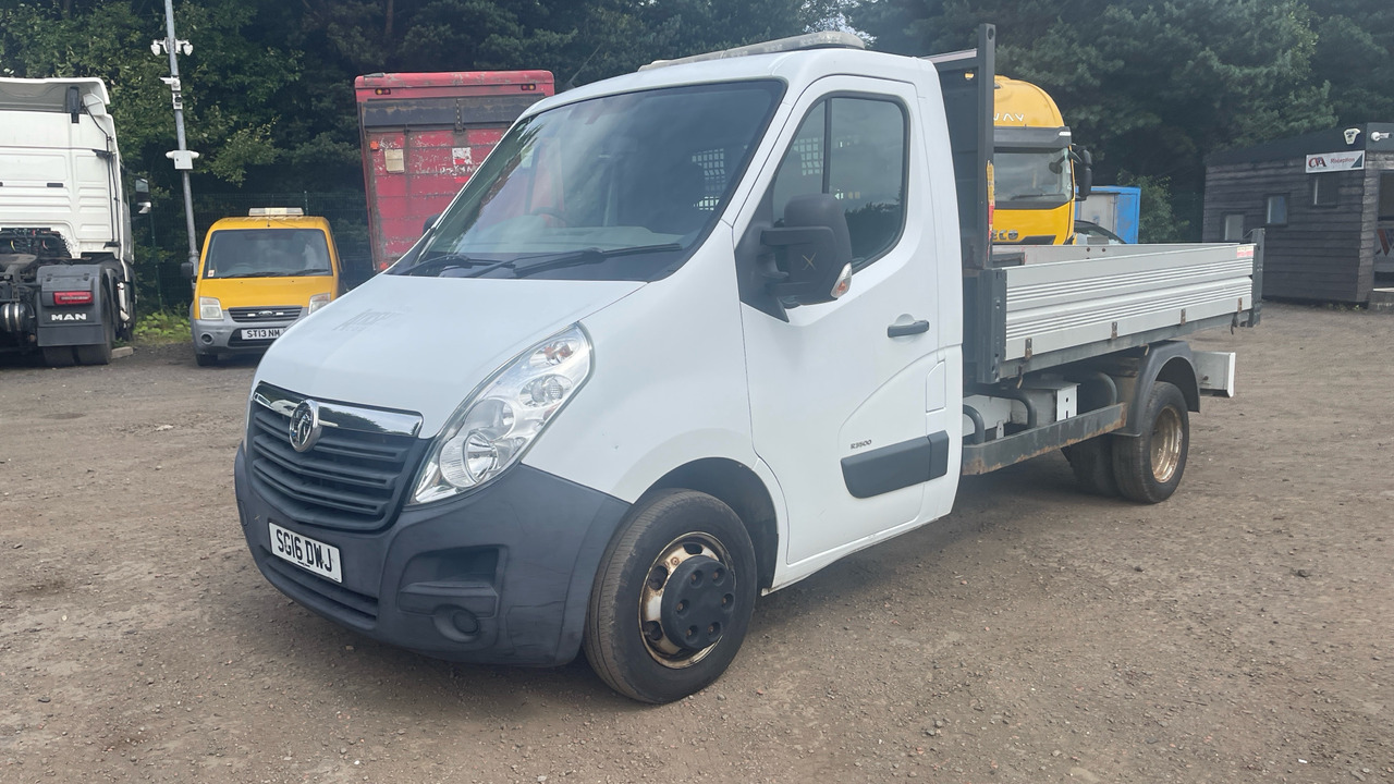 Vauxhall Movano 2.3 CDTI BiTurbo ecoFLEX 136ps - Mali kamion kiper: slika Vauxhall Movano 2.3 CDTI BiTurbo ecoFLEX 136ps - Mali kamion kiper Vauxhall Movano 2.3 CDTI BiTurbo ecoFLEX 136ps - Mali kamion kiper: slika Vauxhall Movano 2.3 CDTI BiTurbo ecoFLEX 136ps - Mali kamion kiper