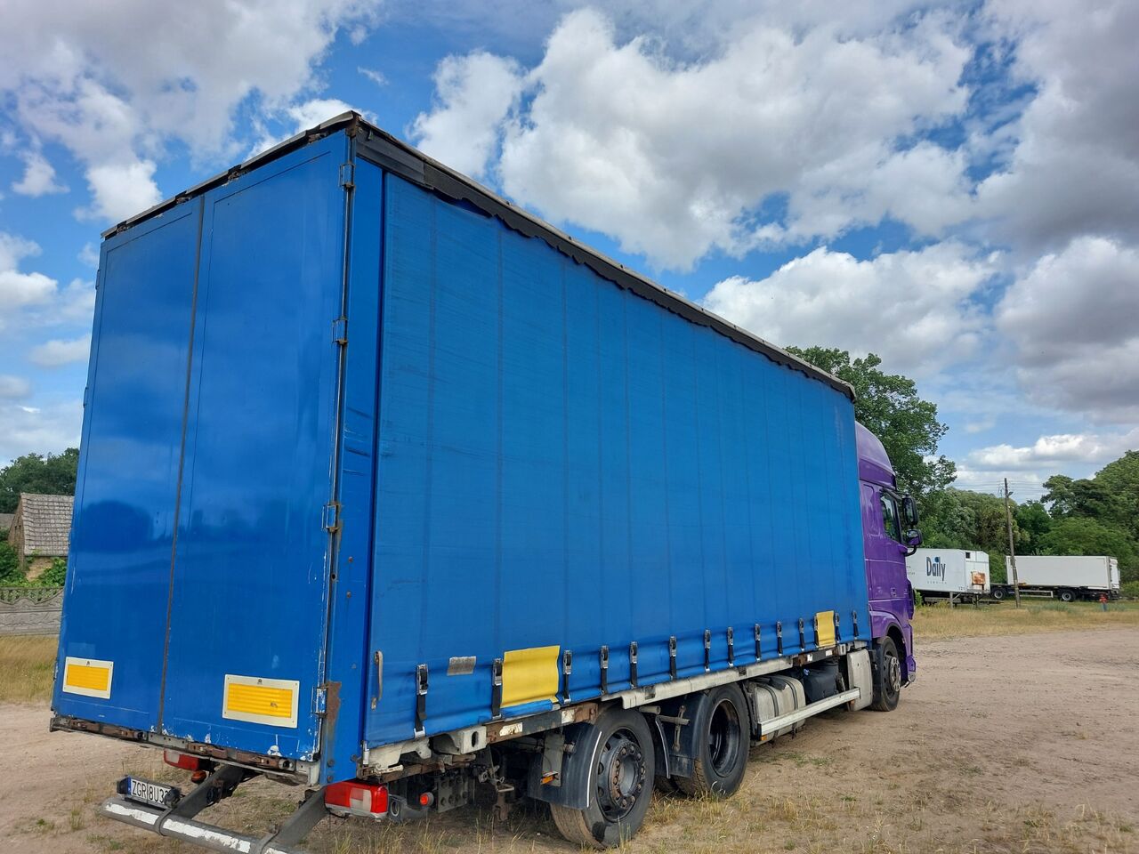 DAF XF 106 BDF JUMBO - Kamion s ceradom: slika DAF XF 106 BDF JUMBO - Kamion s ceradom DAF XF 106 BDF JUMBO - Kamion s ceradom: slika DAF XF 106 BDF JUMBO - Kamion s ceradom