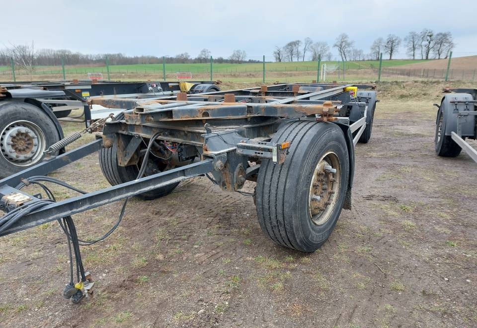 Krone BDF Laweta Rama 12/2016 - Transporter kontejnera/ Prikolica s izmjenjivim sanducima: slika Krone BDF Laweta Rama 12/2016 - Transporter kontejnera/ Prikolica s izmjenjivim sanducima Krone BDF Laweta Rama 12/2016 - Transporter kontejnera/ Prikolica s izmjenjivim sanducima: slika Krone BDF Laweta Rama 12/2016 - Transporter kontejnera/ Prikolica s izmjenjivim sanducima