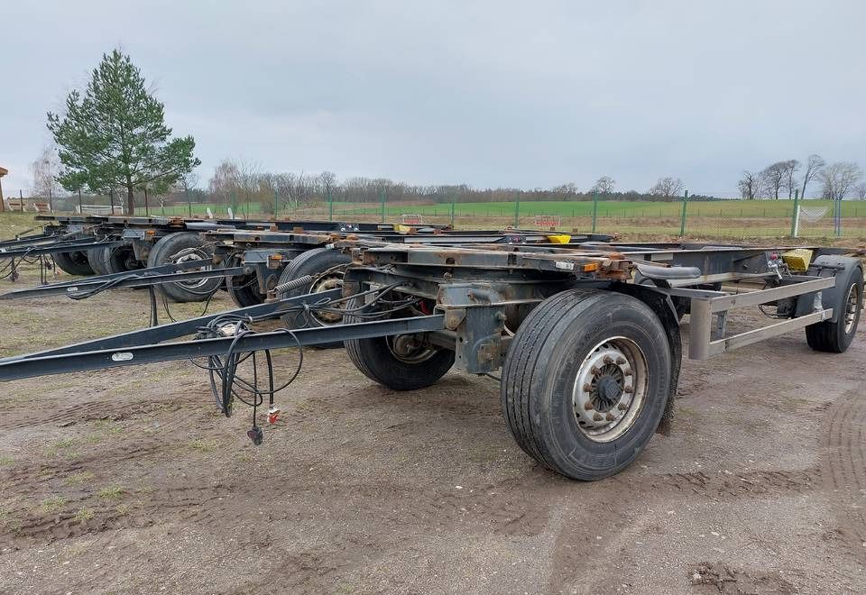 Krone BDF Laweta Rama 2015 - Transporter kontejnera/ Prikolica s izmjenjivim sanducima: slika Krone BDF Laweta Rama 2015 - Transporter kontejnera/ Prikolica s izmjenjivim sanducima Krone BDF Laweta Rama 2015 - Transporter kontejnera/ Prikolica s izmjenjivim sanducima: slika Krone BDF Laweta Rama 2015 - Transporter kontejnera/ Prikolica s izmjenjivim sanducima
