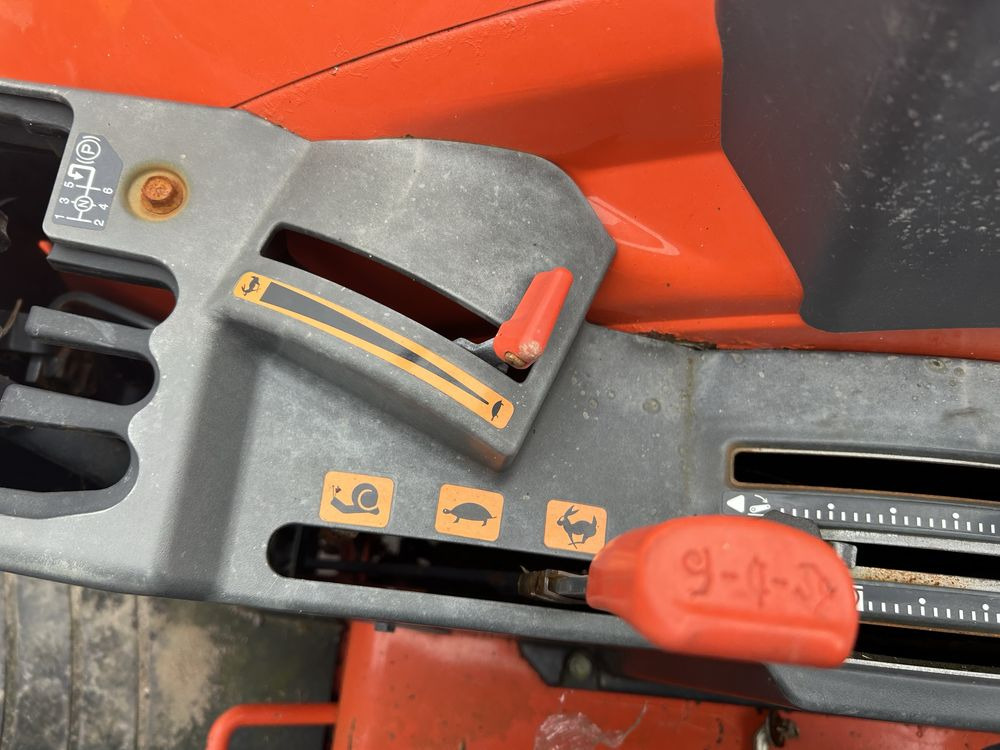 Kubota M6060 Stan Super 2600mth chodzi jak zegarek - Traktor: slika Kubota M6060 Stan Super 2600mth chodzi jak zegarek - Traktor Kubota M6060 Stan Super 2600mth chodzi jak zegarek - Traktor: slika Kubota M6060 Stan Super 2600mth chodzi jak zegarek - Traktor