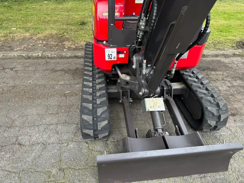 Rhino Rhinoceros XN18 - Mini bager: slika Rhino Rhinoceros XN18 - Mini bager Rhino Rhinoceros XN18 - Mini bager: slika Rhino Rhinoceros XN18 - Mini bager