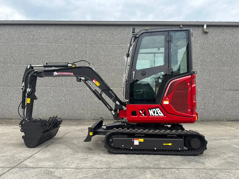 Rhinoceros XN28 - Mini bager: slika Rhinoceros XN28 - Mini bager Rhinoceros XN28 - Mini bager: slika Rhinoceros XN28 - Mini bager