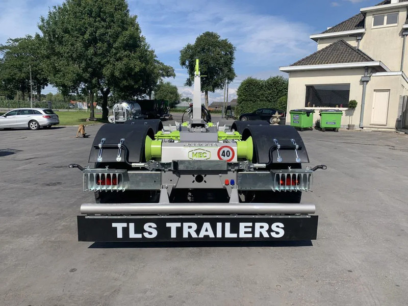 Roagna R14 - Transporter kontejnera/ Poluprikolica s izmjenjivim sanducima: slika Roagna R14 - Transporter kontejnera/ Poluprikolica s izmjenjivim sanducima Roagna R14 - Transporter kontejnera/ Poluprikolica s izmjenjivim sanducima: slika Roagna R14 - Transporter kontejnera/ Poluprikolica s izmjenjivim sanducima