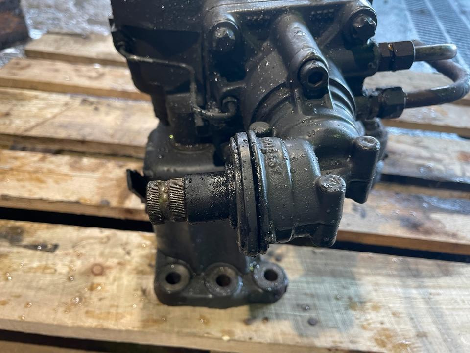 DAF CF Lenkung Lenkgetriebe - Upravljački mehanizam za Kamion: slika DAF CF Lenkung Lenkgetriebe - Upravljački mehanizam za Kamion DAF CF Lenkung Lenkgetriebe - Upravljački mehanizam za Kamion: slika DAF CF Lenkung Lenkgetriebe - Upravljački mehanizam za Kamion