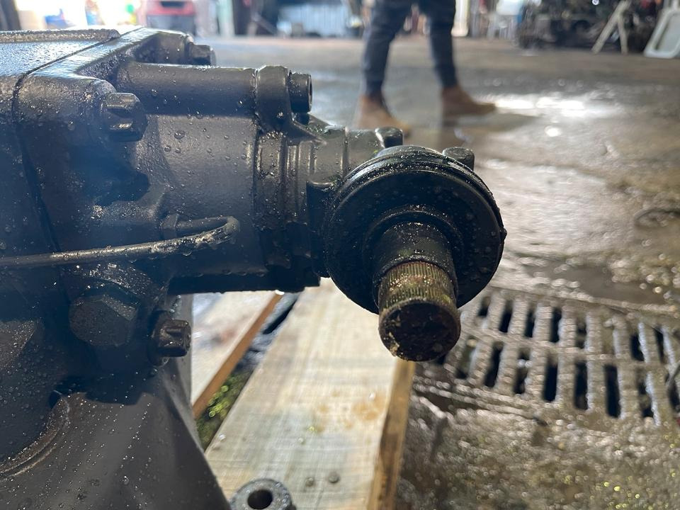 DAF CF Lenkung Lenkgetriebe - Upravljački mehanizam za Kamion: slika DAF CF Lenkung Lenkgetriebe - Upravljački mehanizam za Kamion DAF CF Lenkung Lenkgetriebe - Upravljački mehanizam za Kamion: slika DAF CF Lenkung Lenkgetriebe - Upravljački mehanizam za Kamion