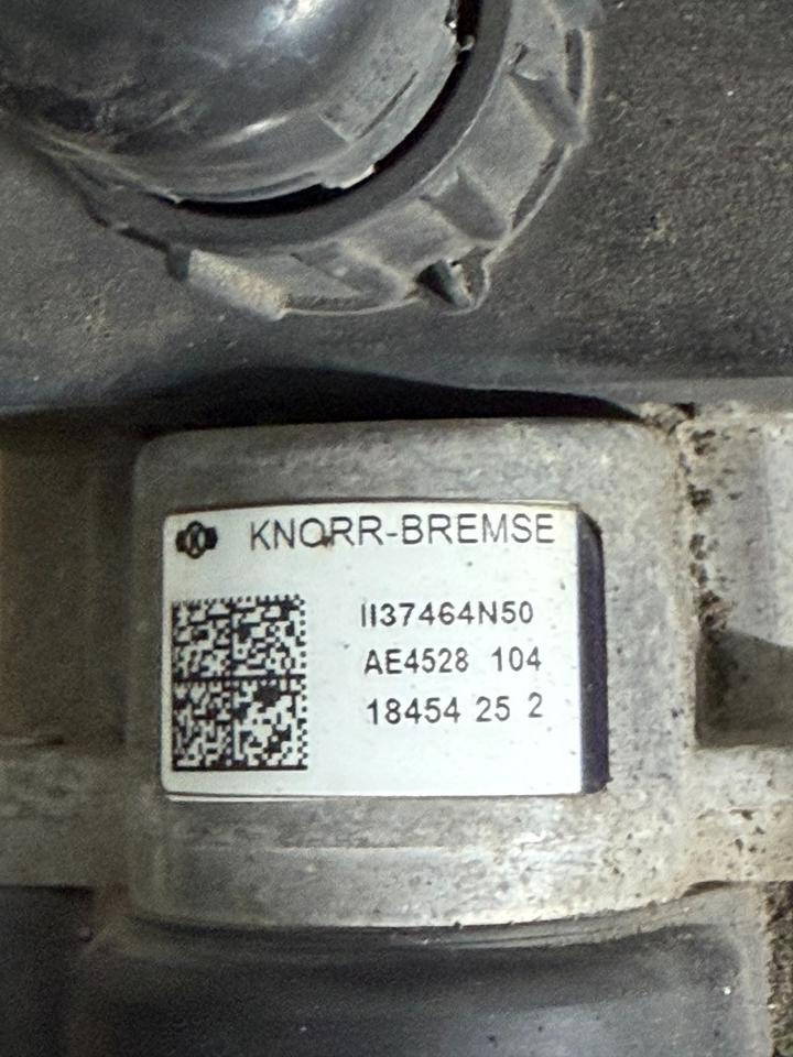 DAF KNORR-BREMSE Lufttrockner II37464N50 AE4528 - Pribor za kočnice za Kamion: slika DAF KNORR-BREMSE Lufttrockner II37464N50 AE4528 - Pribor za kočnice za Kamion DAF KNORR-BREMSE Lufttrockner II37464N50 AE4528 - Pribor za kočnice za Kamion: slika DAF KNORR-BREMSE Lufttrockner II37464N50 AE4528 - Pribor za kočnice za Kamion