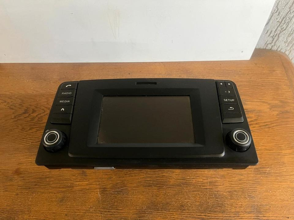 MAN EU6 Radio/Navigationssystem 81.28100-6029 - Sustav navigacije za Kamion: slika  MAN EU6 Radio/Navigationssystem 81.28100-6029 - Sustav navigacije za Kamion MAN EU6 Radio/Navigationssystem 81.28100-6029 - Sustav navigacije za Kamion: slika  MAN EU6 Radio/Navigationssystem 81.28100-6029 - Sustav navigacije za Kamion